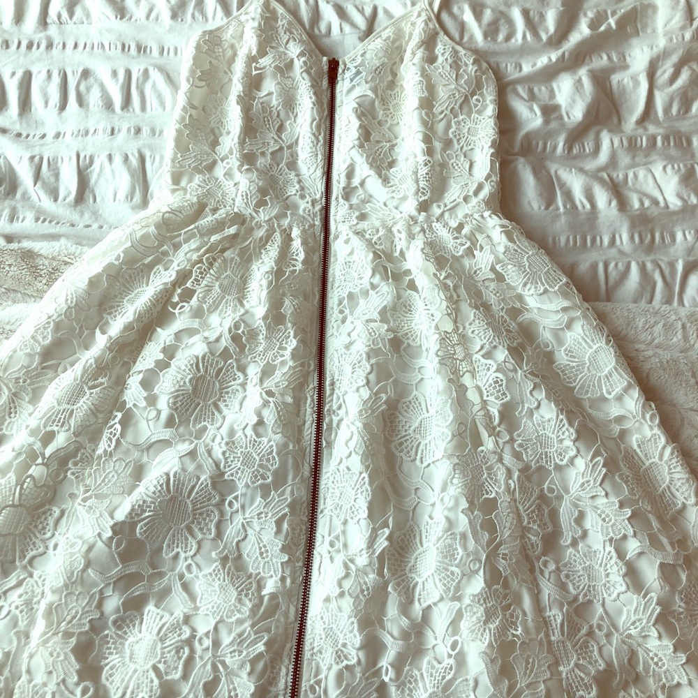 White lace Sundresss